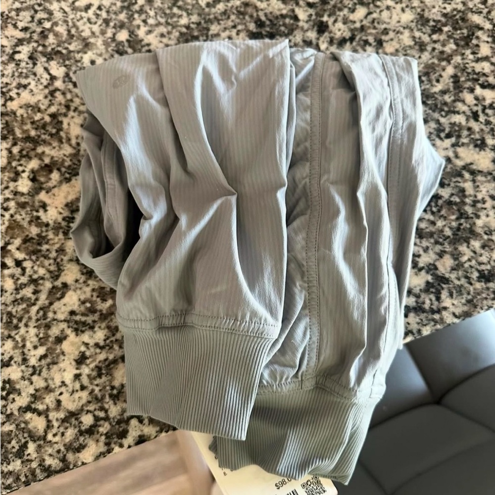 Lululemon NWT dance studio joggers